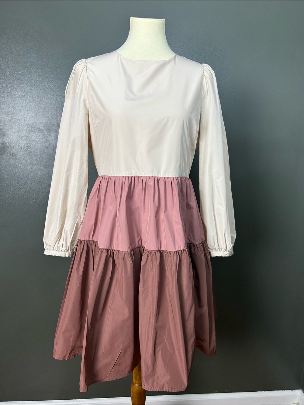 English Factory Cream and Light Rosewood Puff Sleeve Colorblock Dress SIZE Med